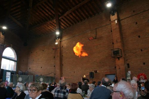 spectacle-10_14-12-25