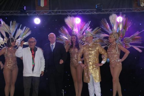 spectacle-4_14-12-25